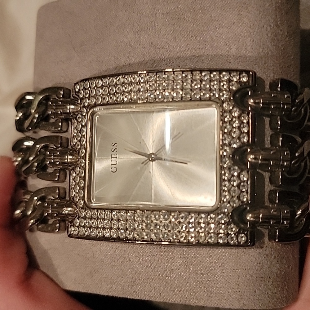 Guess Watch